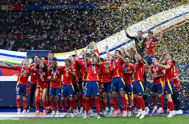 显得合情合 显得合情合